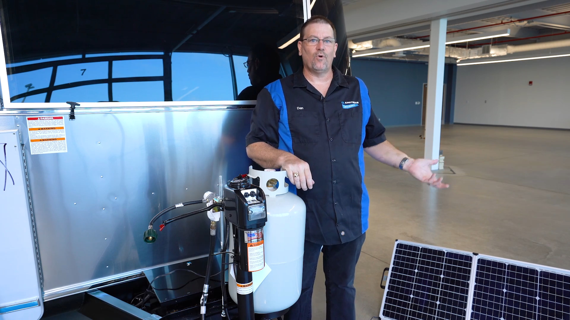 Using a portable solar panel with the front solar plug – Airstream