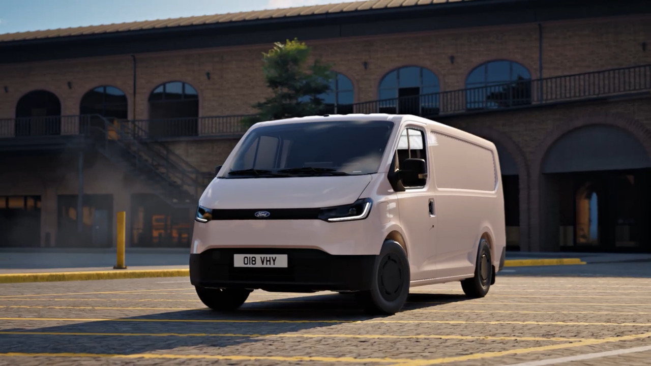 Neuer Ford Transit City: Kompakt, effizient und wirtschaftlich ─ der  Elektro-Transporter für Einsätze in der Stadt
