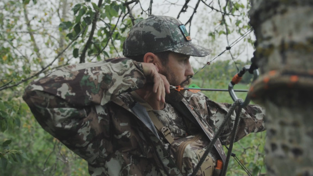 Clay Bow Hunts for Whitetail and Black Bear in Manitoba