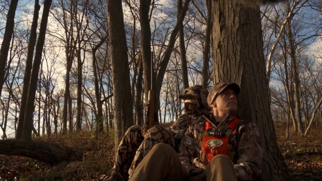 S6-E07: Duren Deer Camp: Wisconsin Whitetail With Helen and Brittany Part 1