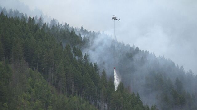 BC Wildfire Service makes progress on Fraser Canyon blazes, asks public to obey restrictions