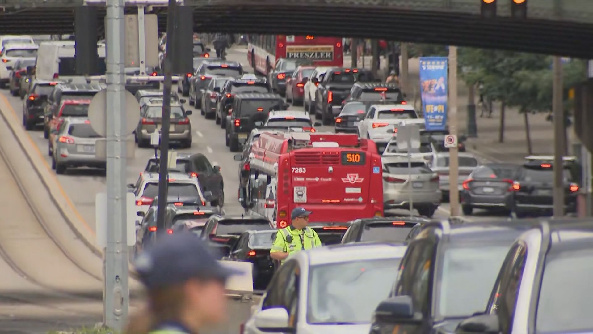 Long weekend bringing traffic chaos to Toronto