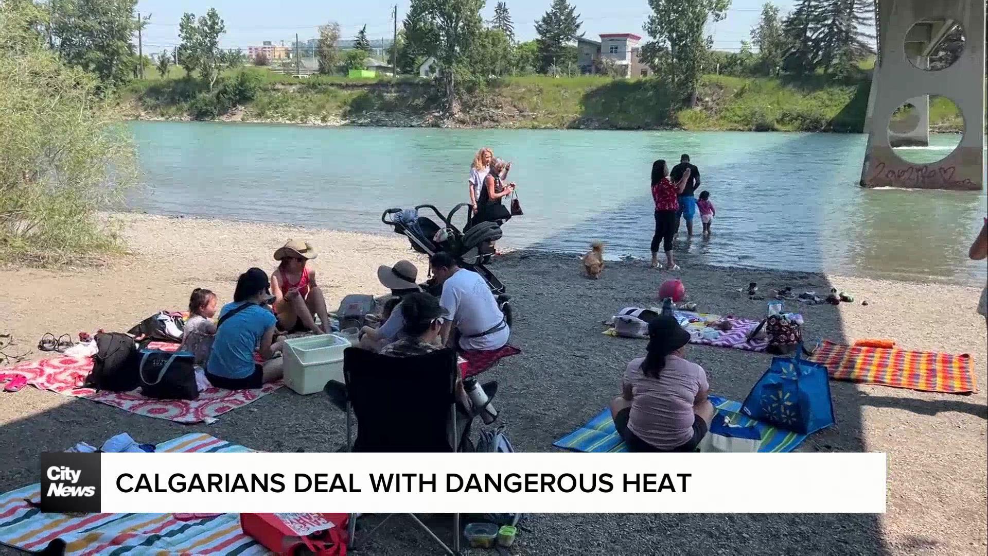 Calgarians deal with dangerous heat