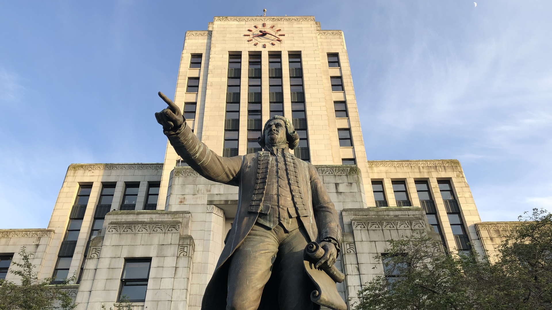 Tempers flare at Vancouver city council meeting