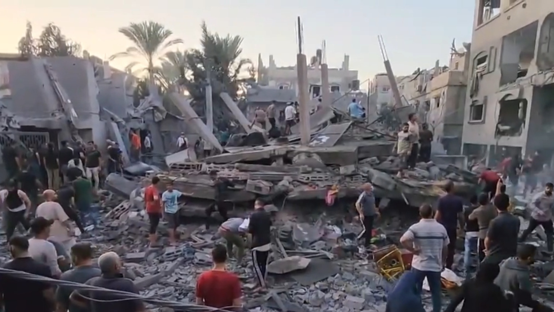 U.S. demands 'immediate ceasefire' in Gaza as war rages on