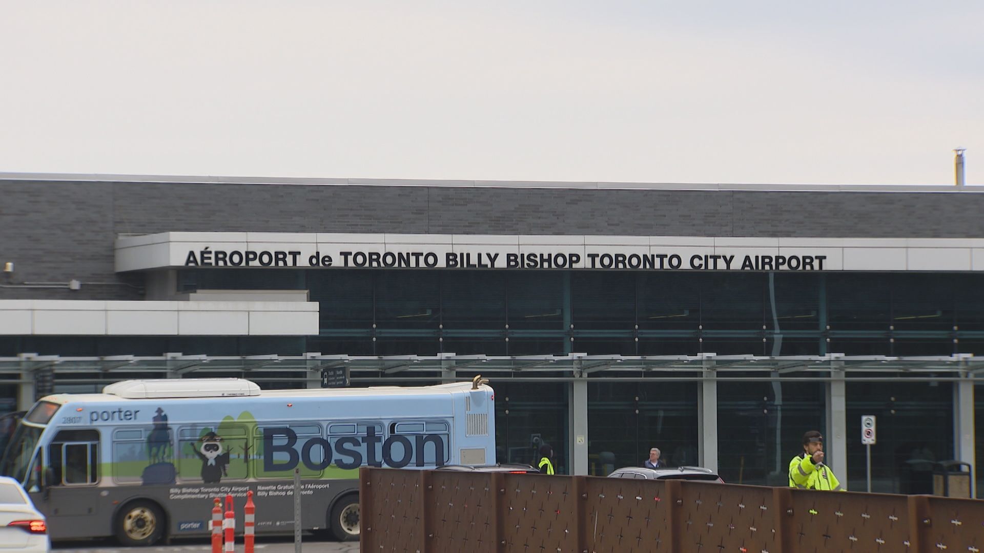 Some Toronto city councillors want the province to allow a referendum on island airport expansion