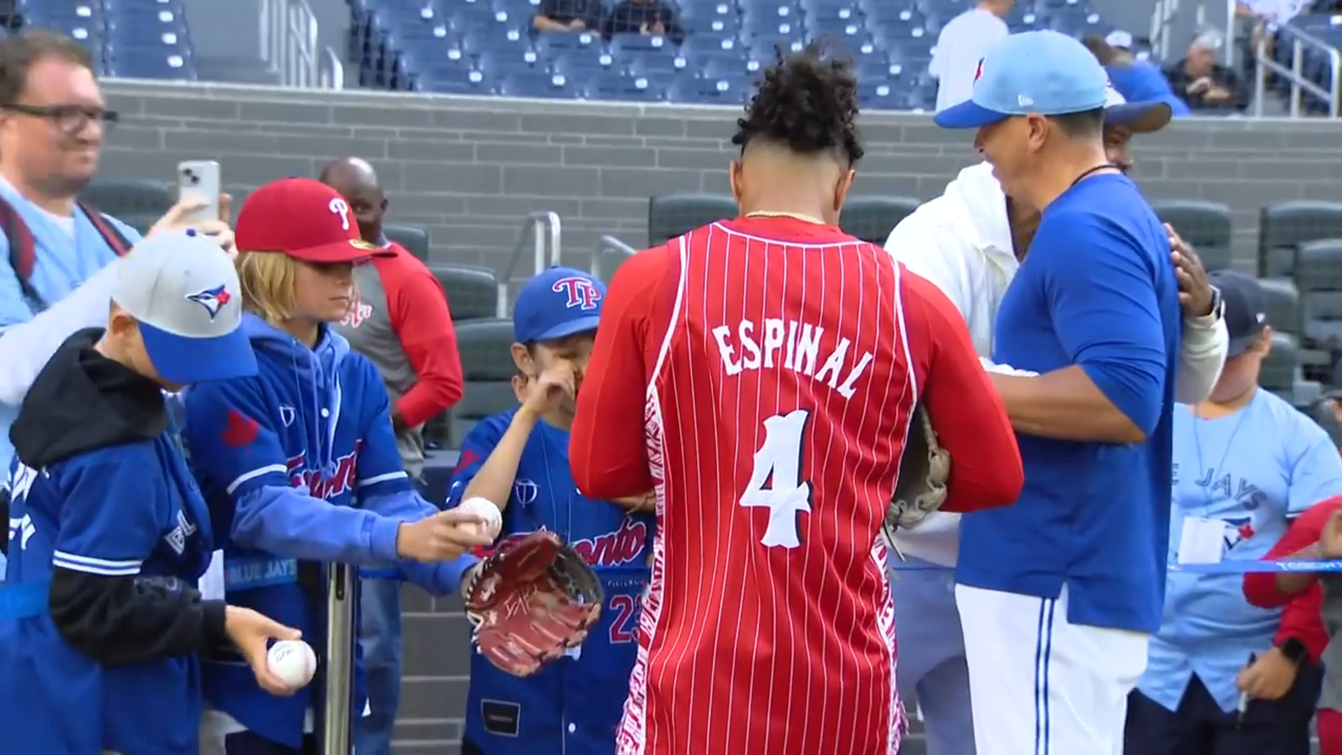 Former Blue Jays player Santiago Espinal on fun rivalry with Vladimir Guerrero Jr.