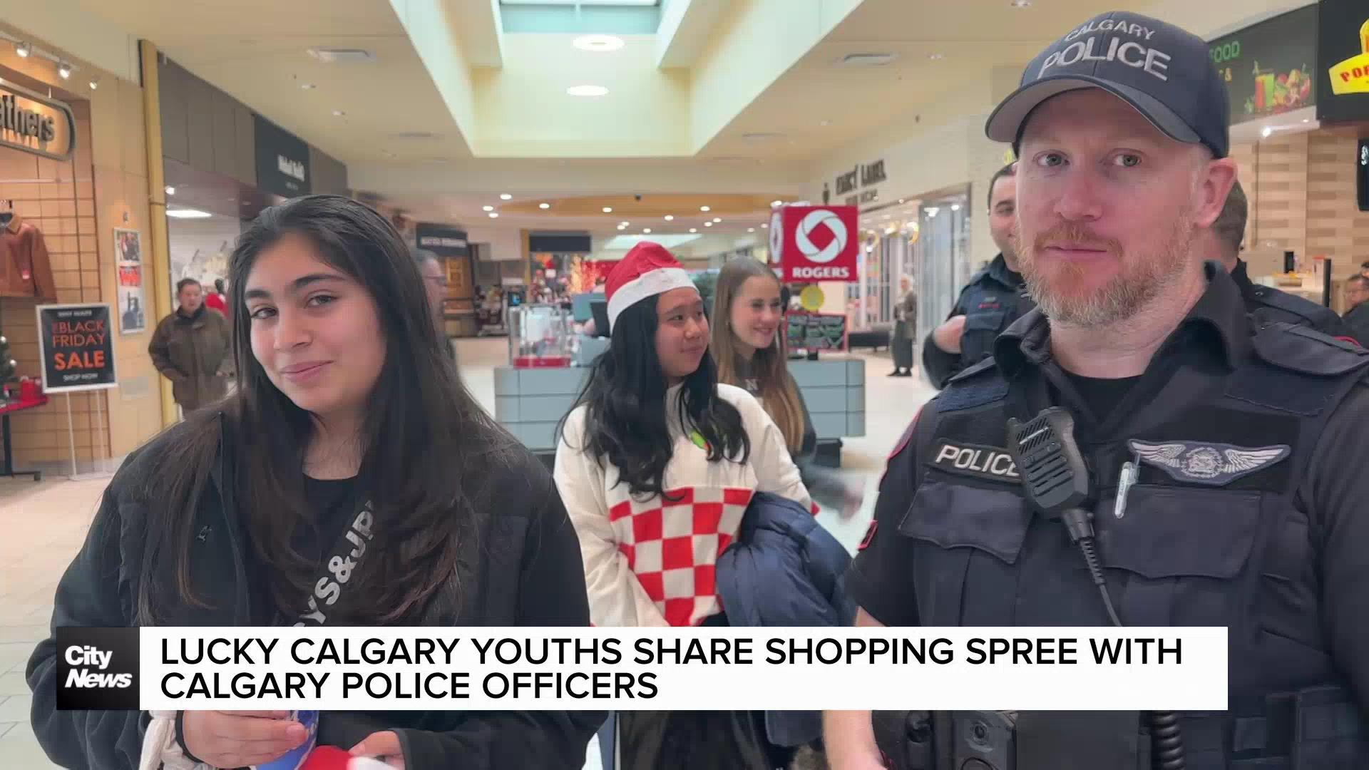 Lucky Calgary youths share shopping spree with Calgary police officers