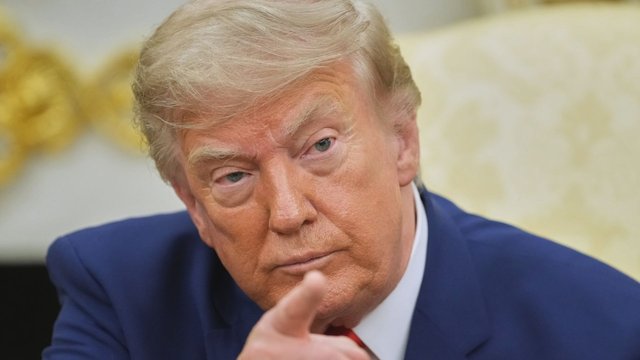 Trump's 10% tariffs on Canadian imports take effect today