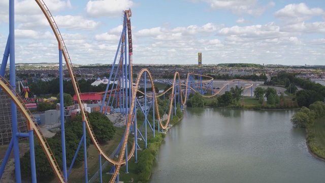 Fatal roller-coaster incident in U.S. prompts ride closures at Canada's Wonderland