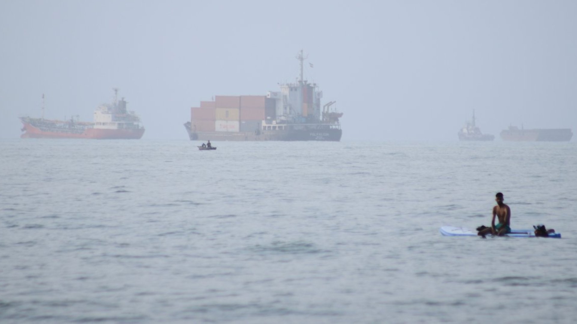U.S. and Iran dispute Strait of Hormuz talks