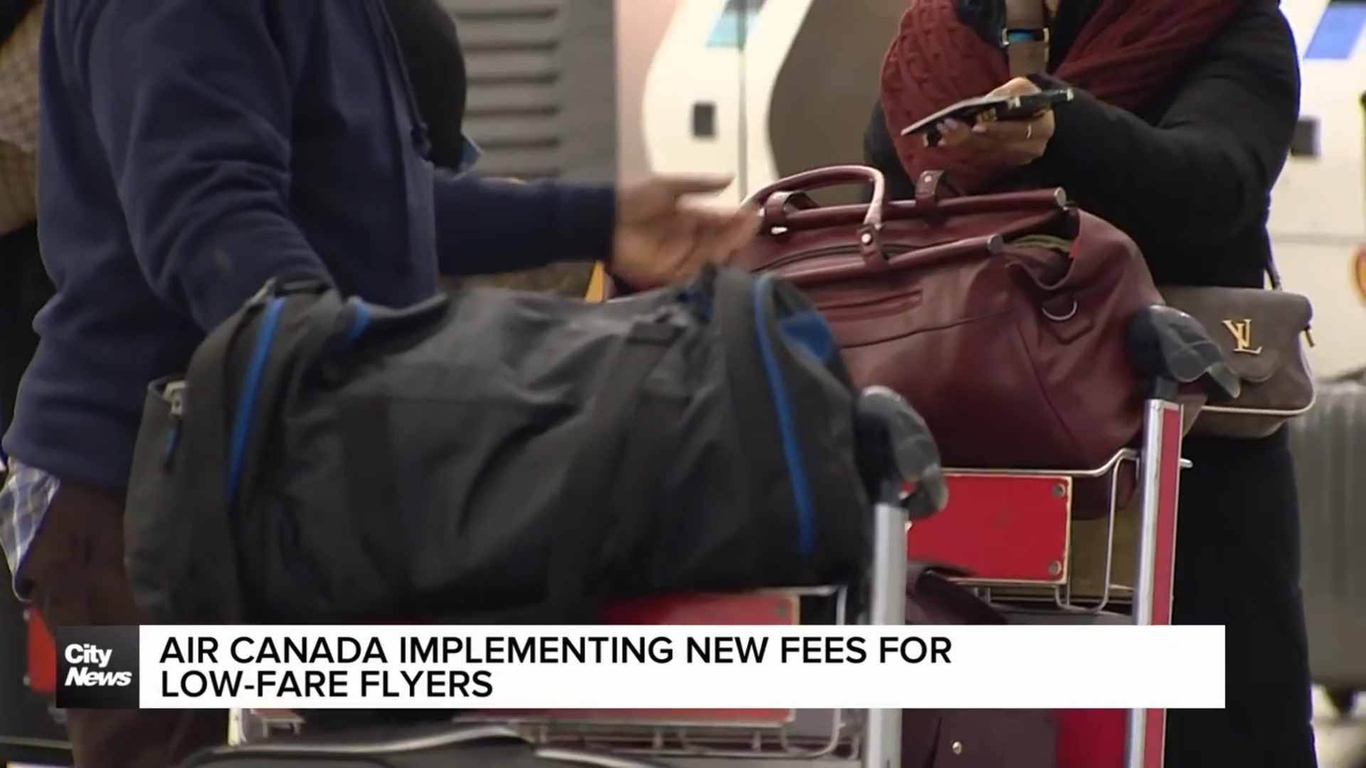 Air Canada to bar carry-ons and free seat choice for lowest-fare tickets