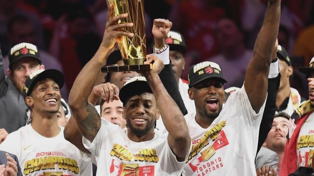 Should Raptors fans have high hopes with Kawhi's return?