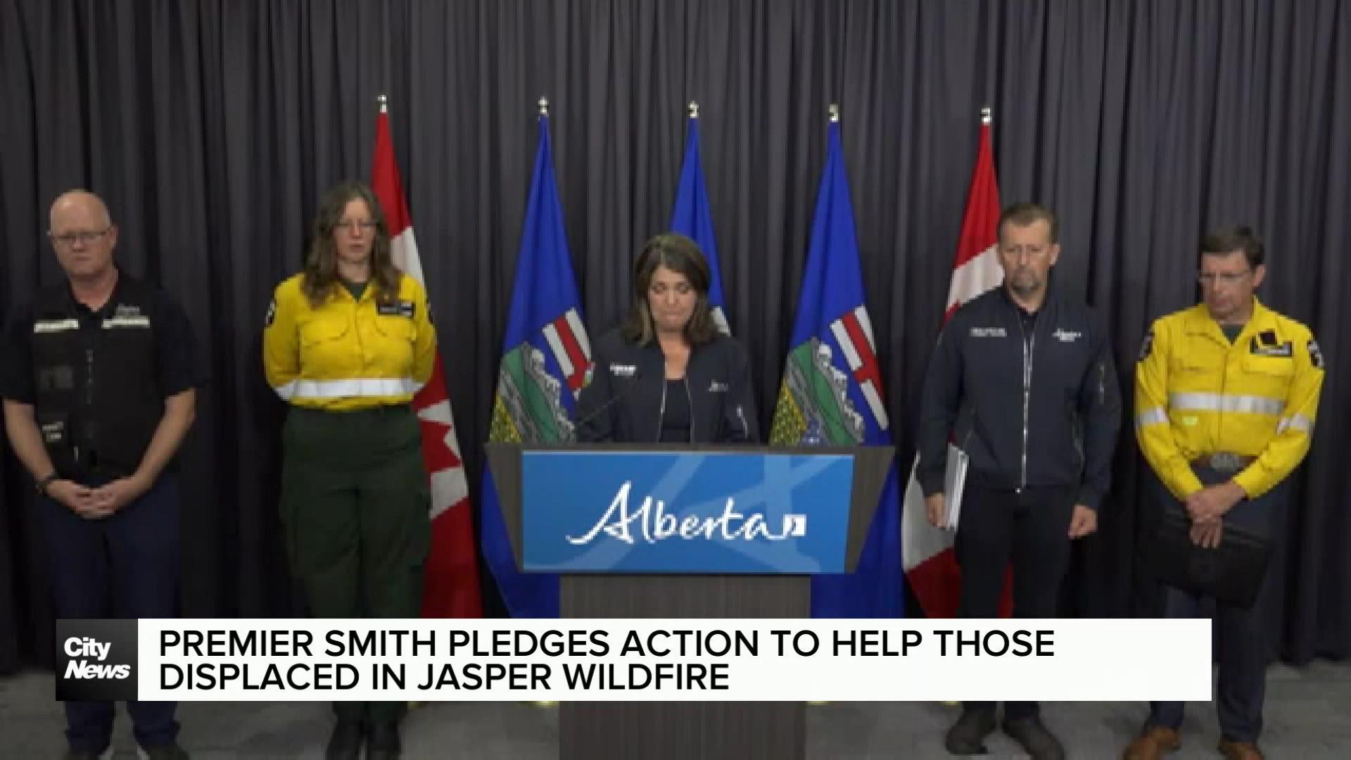 Premier Smith pledges to help those displaces by Jasper wildfire