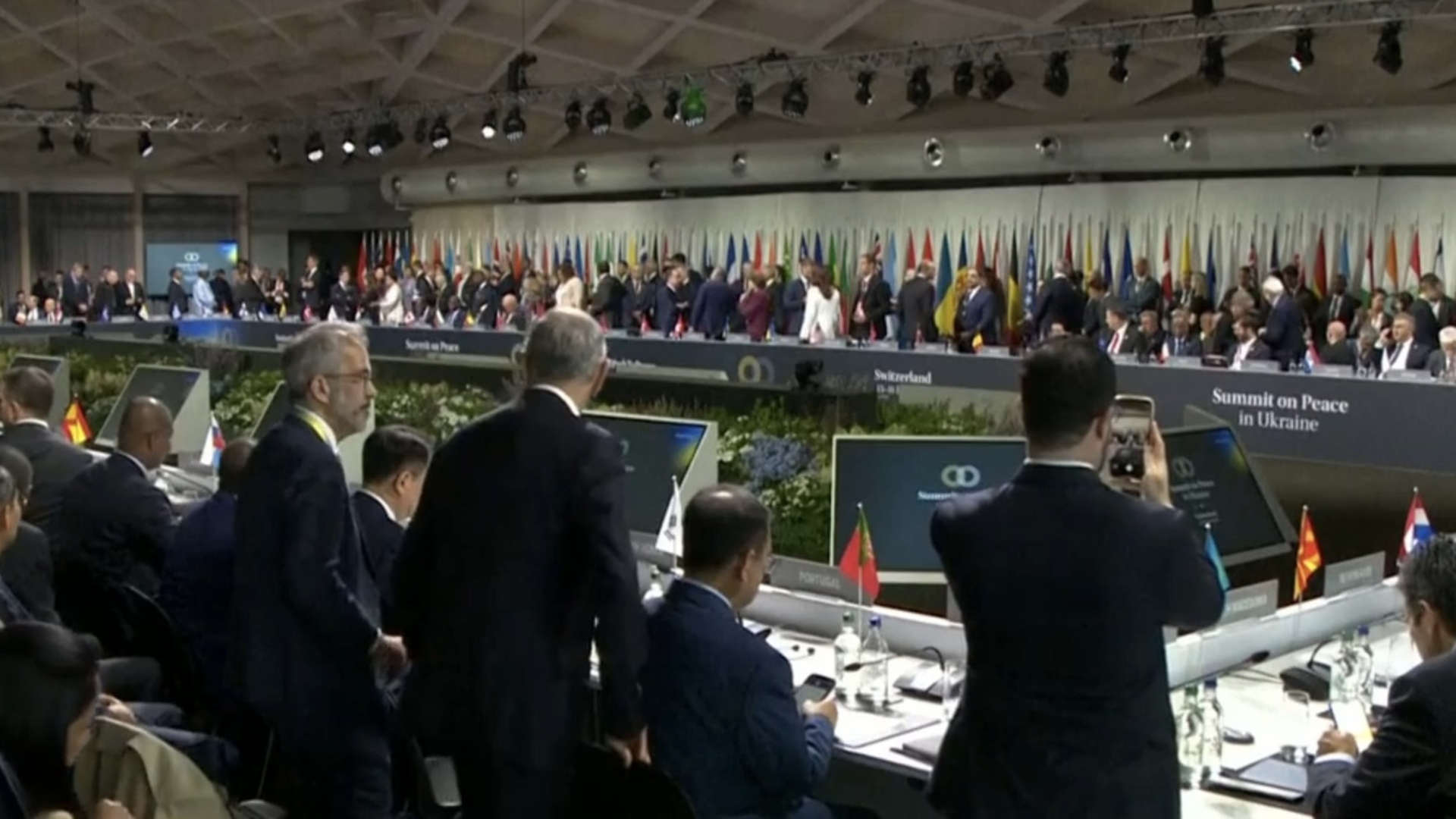 World leaders gather at Ukraine peace summit