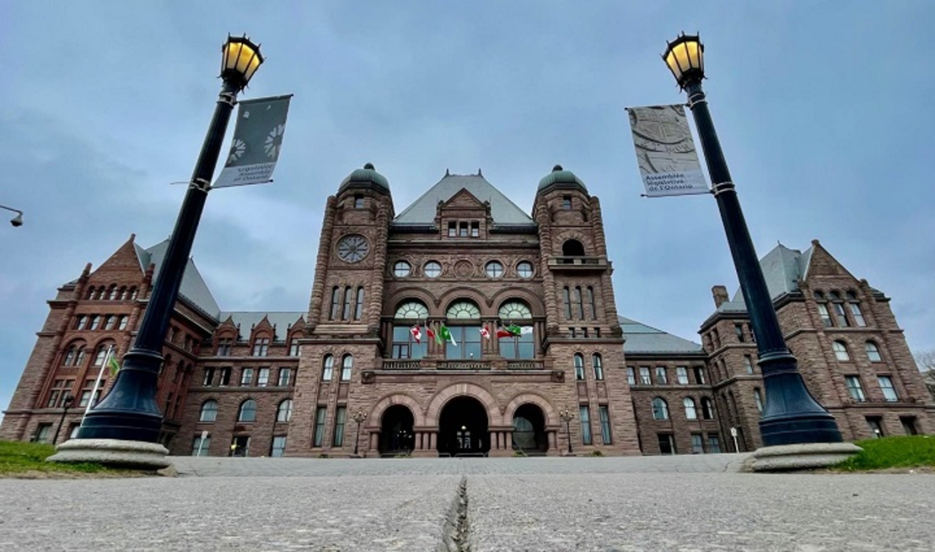 globe on tour 2023 Ontario releases fall economic outlook