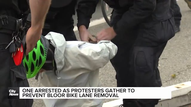 One person arrested as protesters gather to prevent Bloor bike lane removal