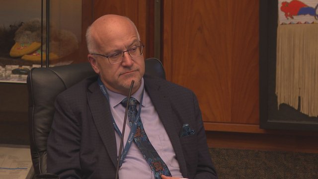 Mayor puts forward motion to allow council to put members on leave of absence when facing criminal charges