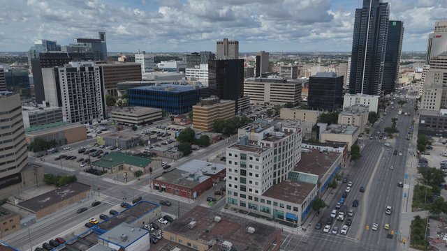 Winnipeg gets ‘F’ grade for ease of doing business, but leaders insist progress