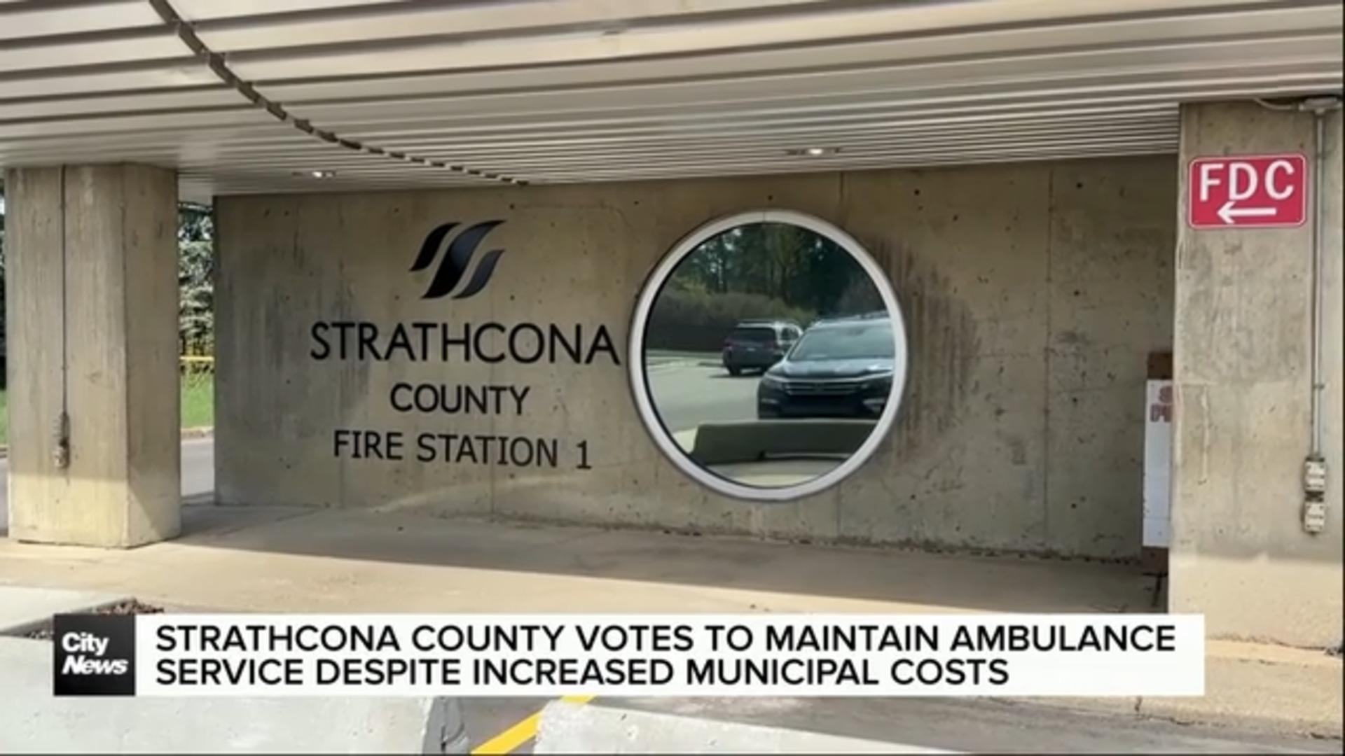 Strathcona County votes to keep integrated fire-EMS ambulance model