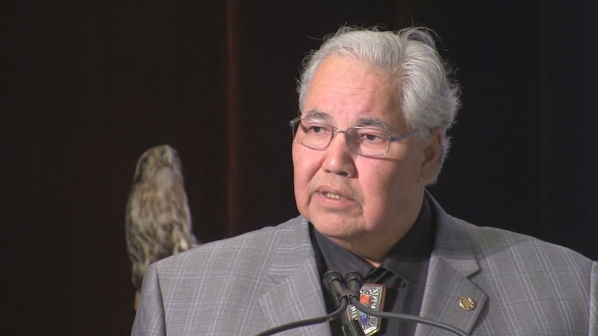 Reactions pour in, as people across the country mourn the loss of Murray Sinclair