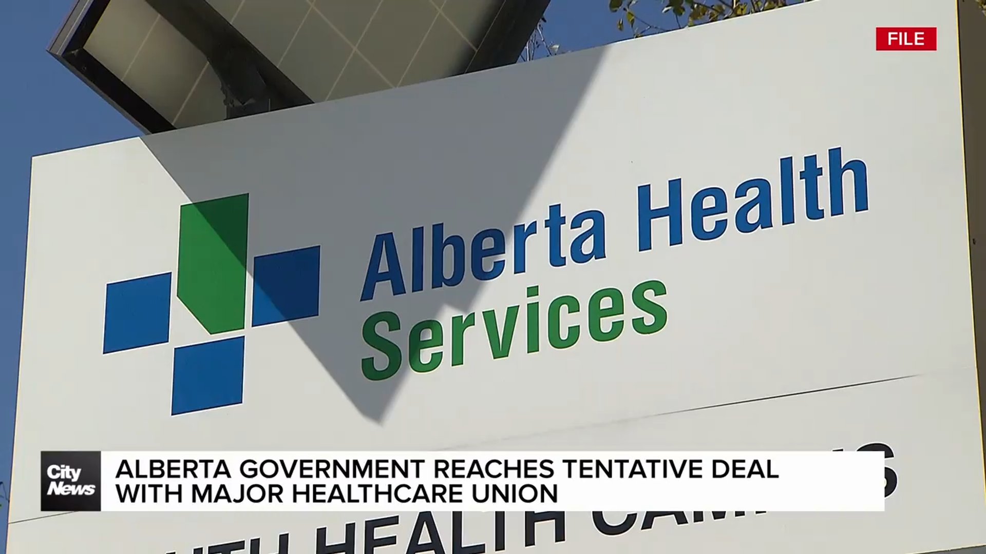One seriously injured in multi-vehicle crash on Calgary’s Deerfoot Trail