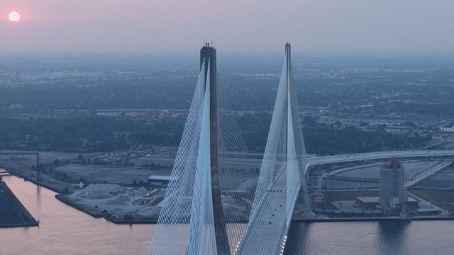 Gordie Howe bridge saw more than 41K crossings into Canada in first 5 days