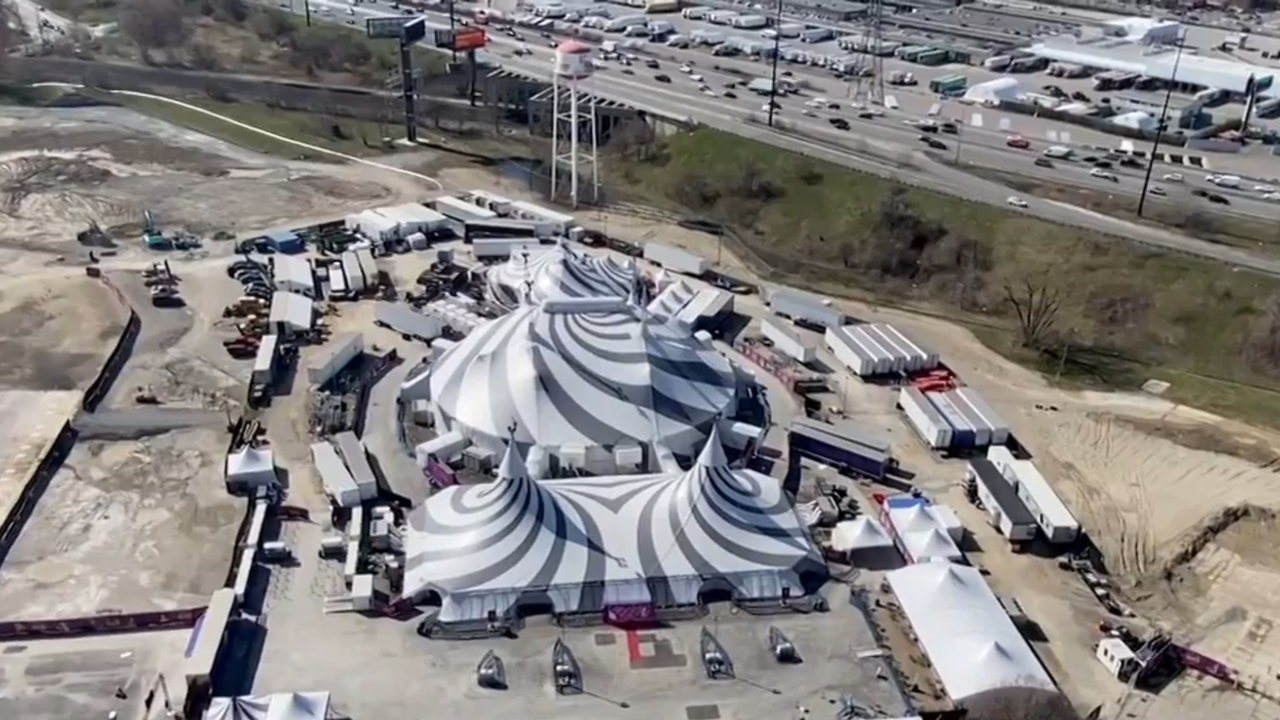 Cirque du Soleil causes traffic circus in Toronto