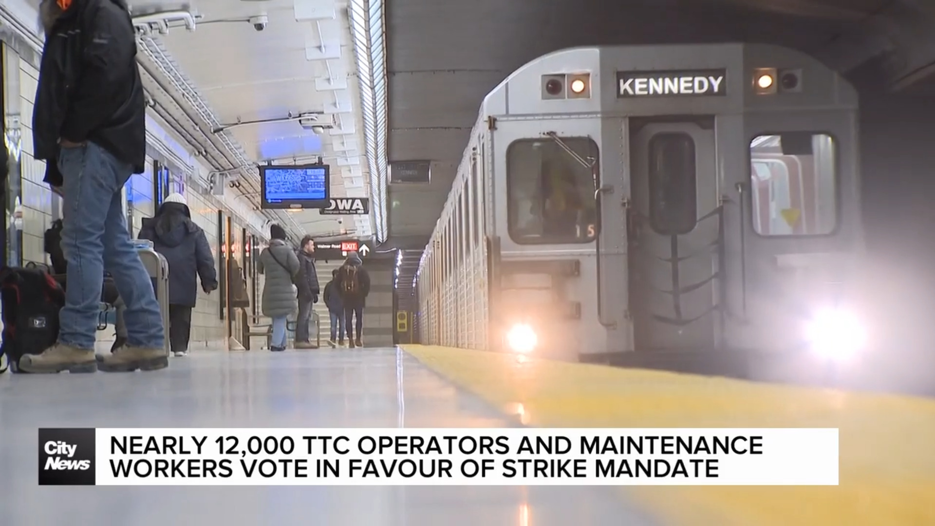 Transit workers vote yes to strike mandate