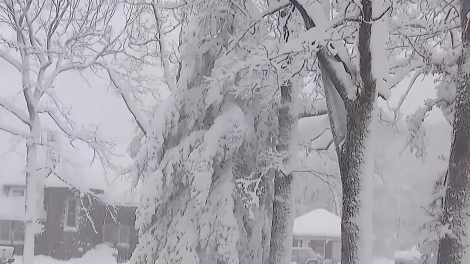 Wicked weekend weather expected across U.S.