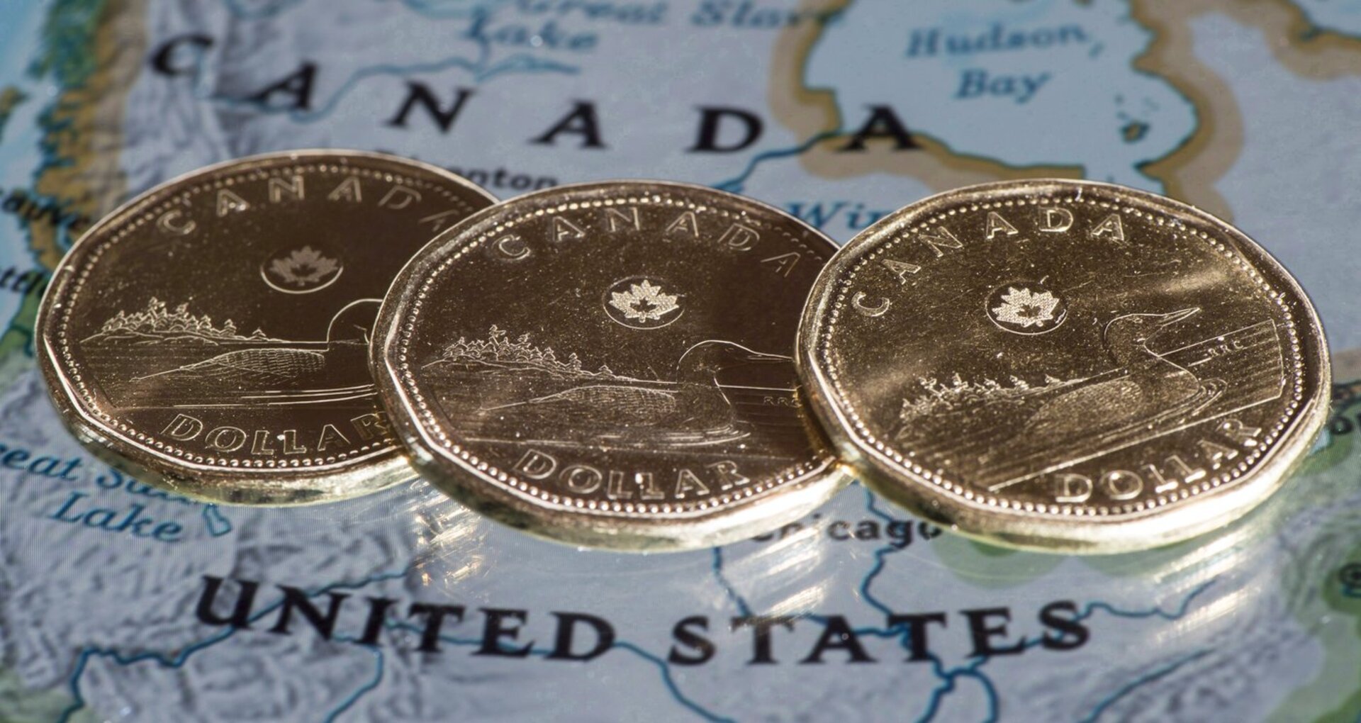 Loonie falls amid Trump's tariff threats