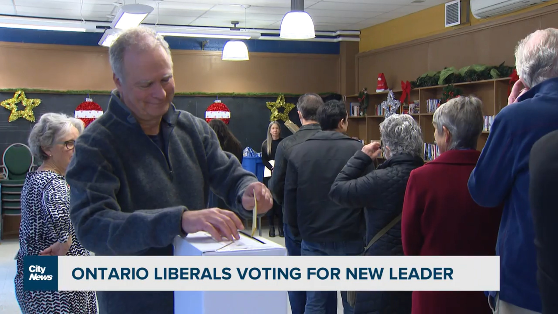 Ontario Liberals cast their votes for new leader