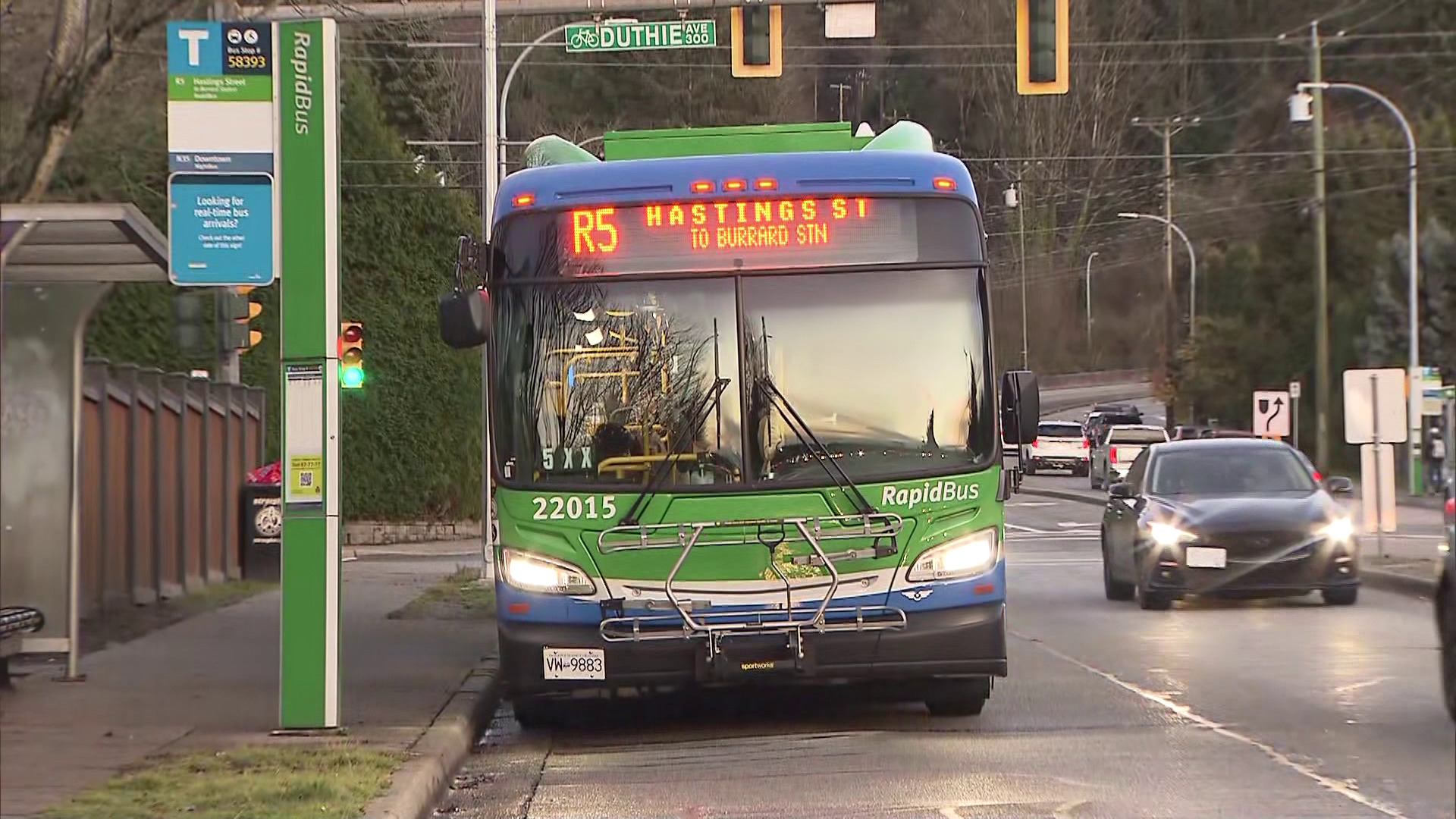 Burnaby city council approves Hastings Street bus lanes