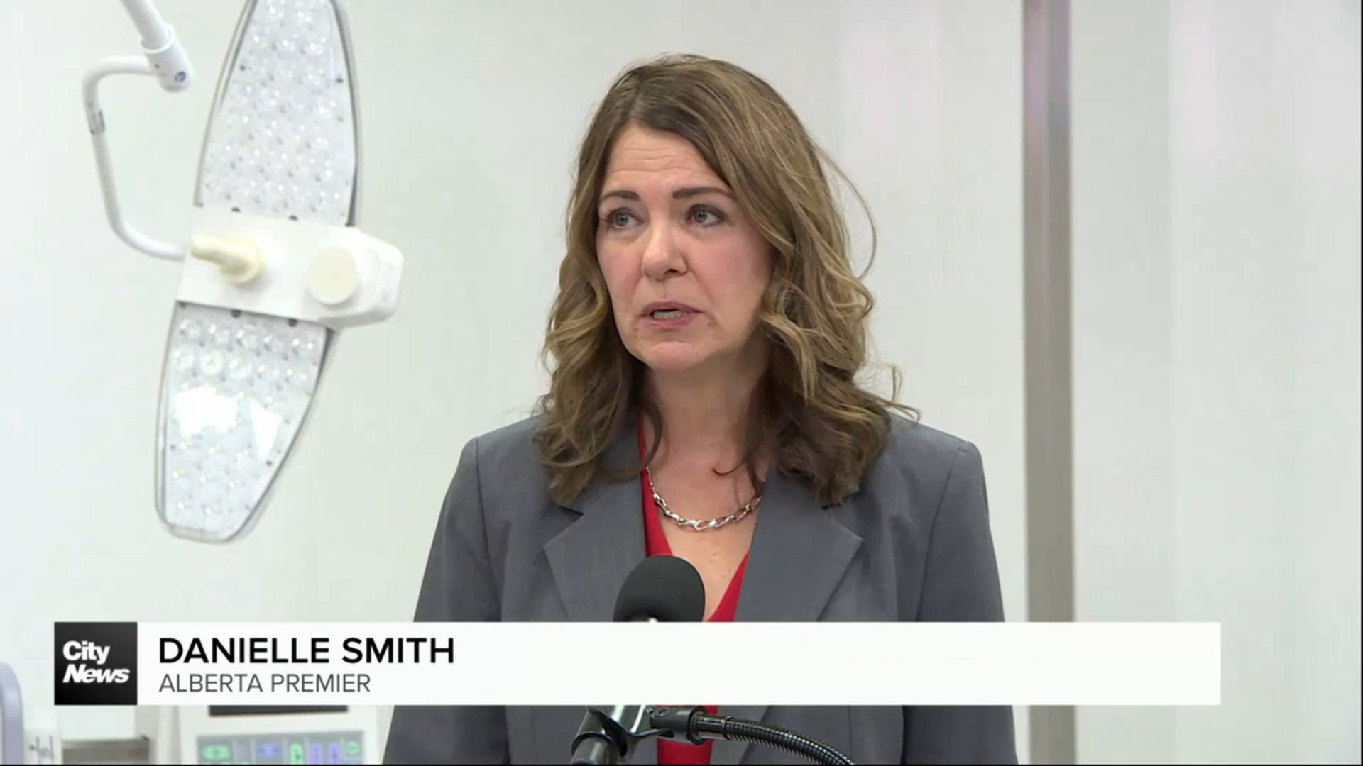 Alberta Premier details billions of potential separation costs amid referendum