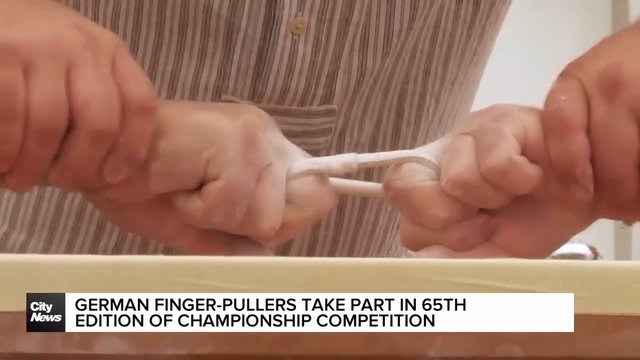 German finger-pullers take part in 65th championship
