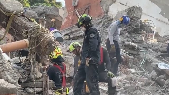 Search for survivors continues in Colombia