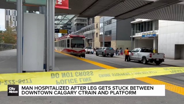 Man hospitalized after leg gets stuck between downtown Calgary CTrain and platform
