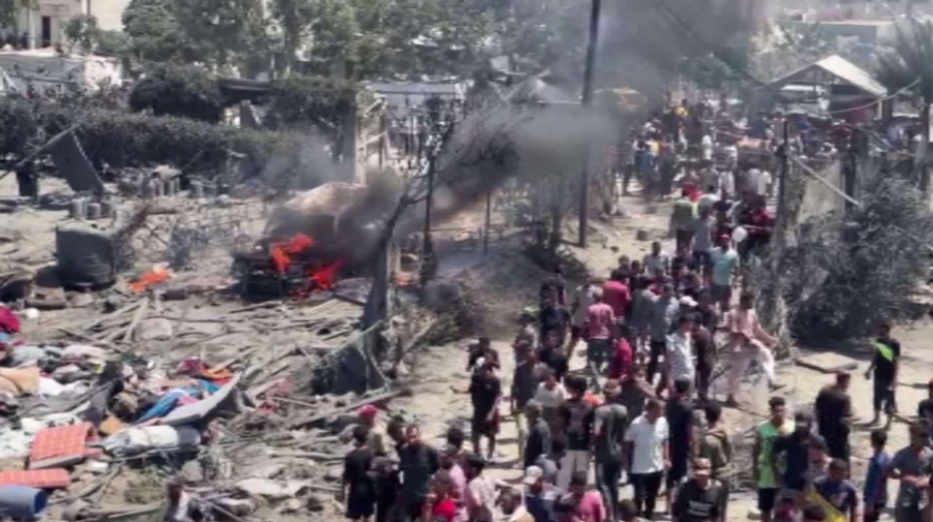 90+ people killed in Israeli strike on Gaza's Khan Younis