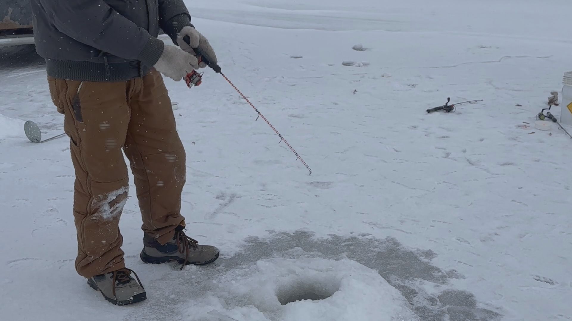 Ice fishing season begins in Manitoba