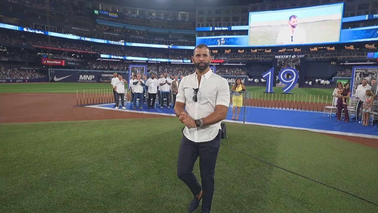 José Bautista added to Blue Jays' Level of Excellence in emotional