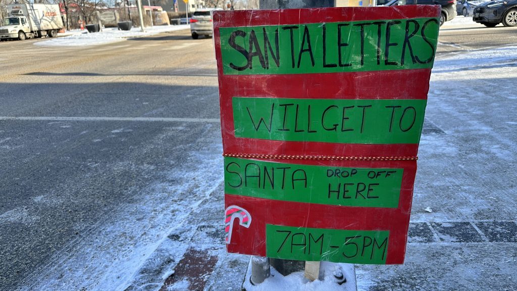 Letters to Santa still being delivered amid postal worker strike