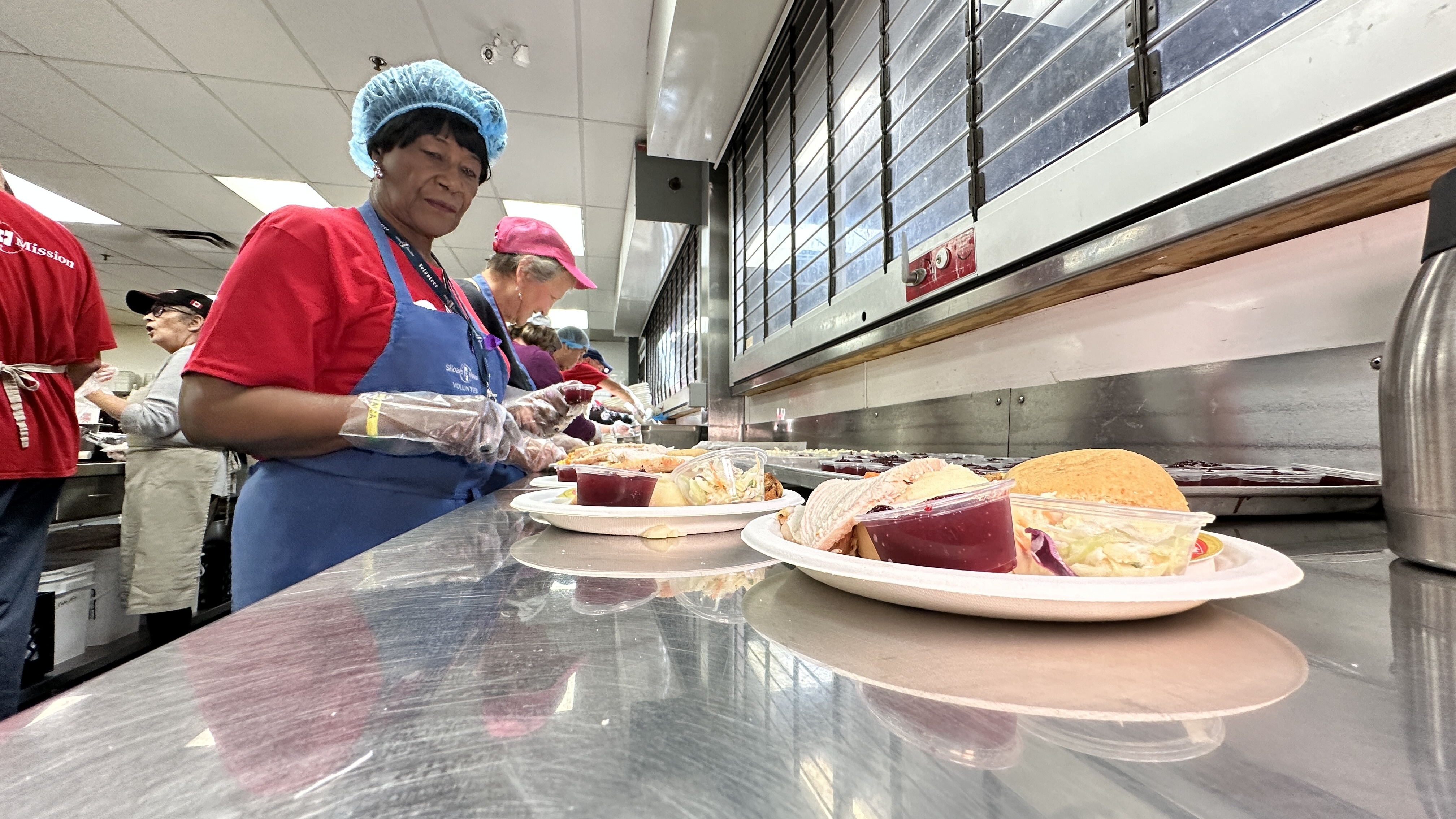 An early Thanksgiving for Siloam Mission community