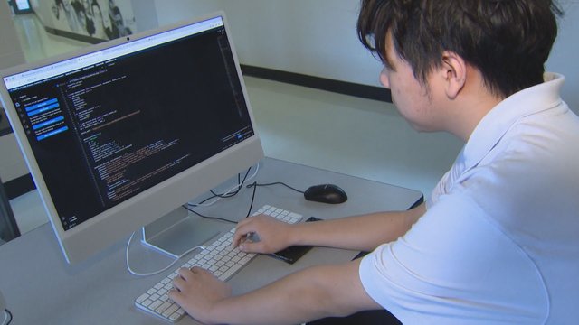 17 year old Toronto student developing website to centralize resources for people experiencing homelessness