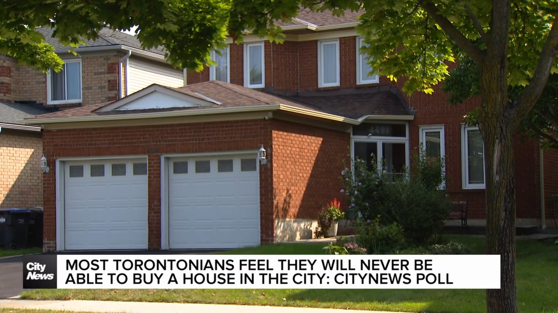 77% of Torontonians feel like they won't ever be able to buy a house: CityNews poll