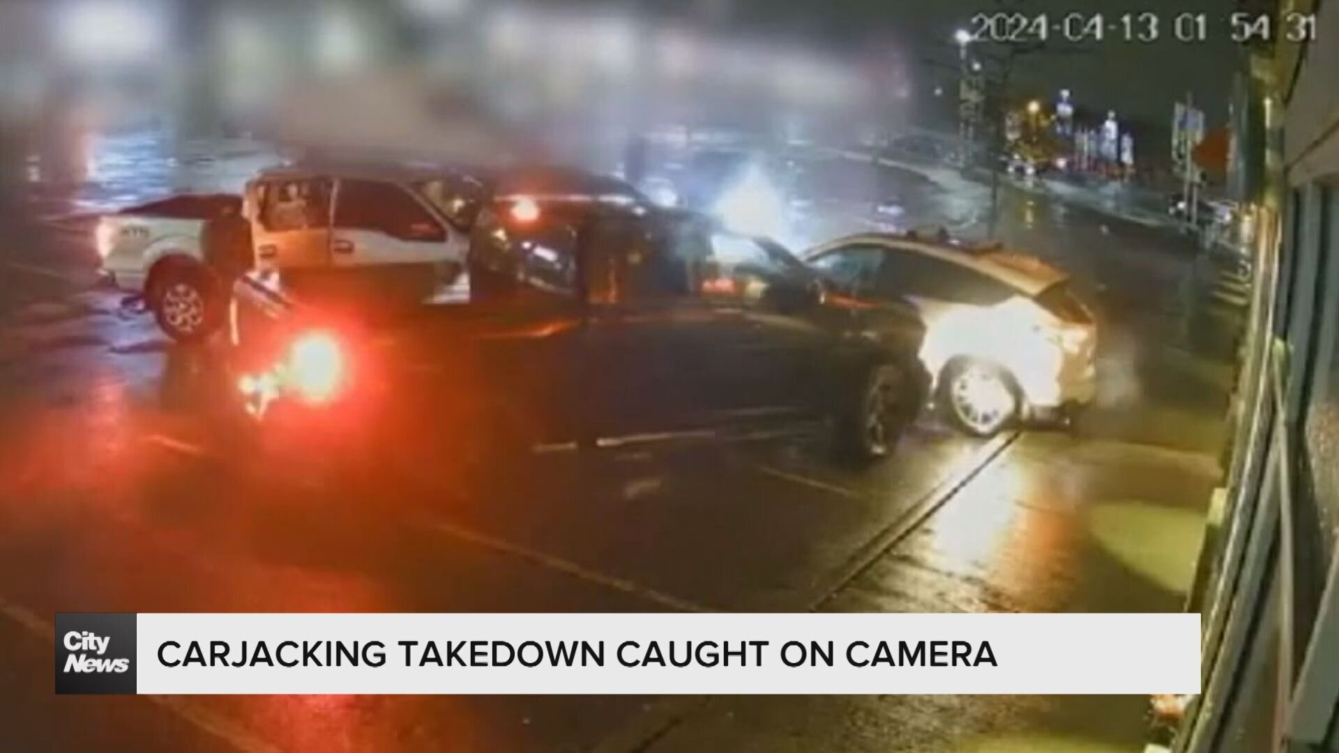 Carjacking suspects' dramatic takedown caught on camera