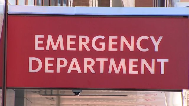 New study finds 1 in 10 doctors quit Canada's emergency rooms