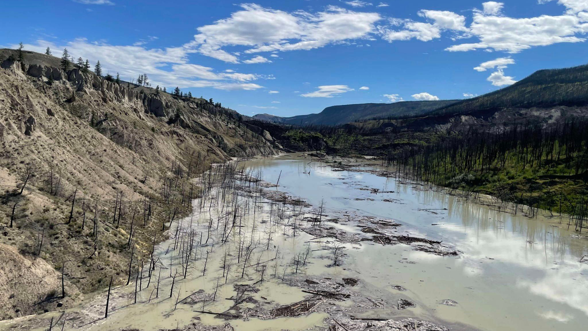 Chilcotin River could breach landslide dam within 24-48 hours: Cariboo Regional District