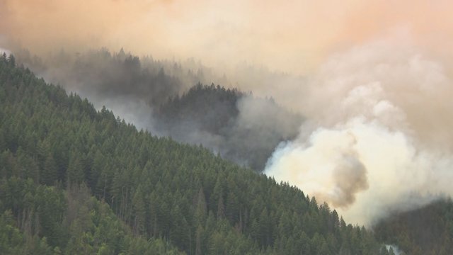 Wildfires prompt evacuation orders for hundreds of properties near Boston Bar
