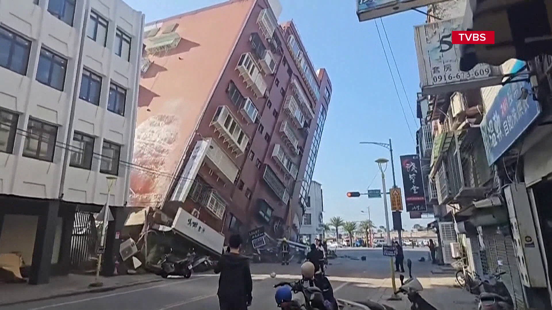 Deadly 7.4 magnitude earthquake topples buildings in Taiwan