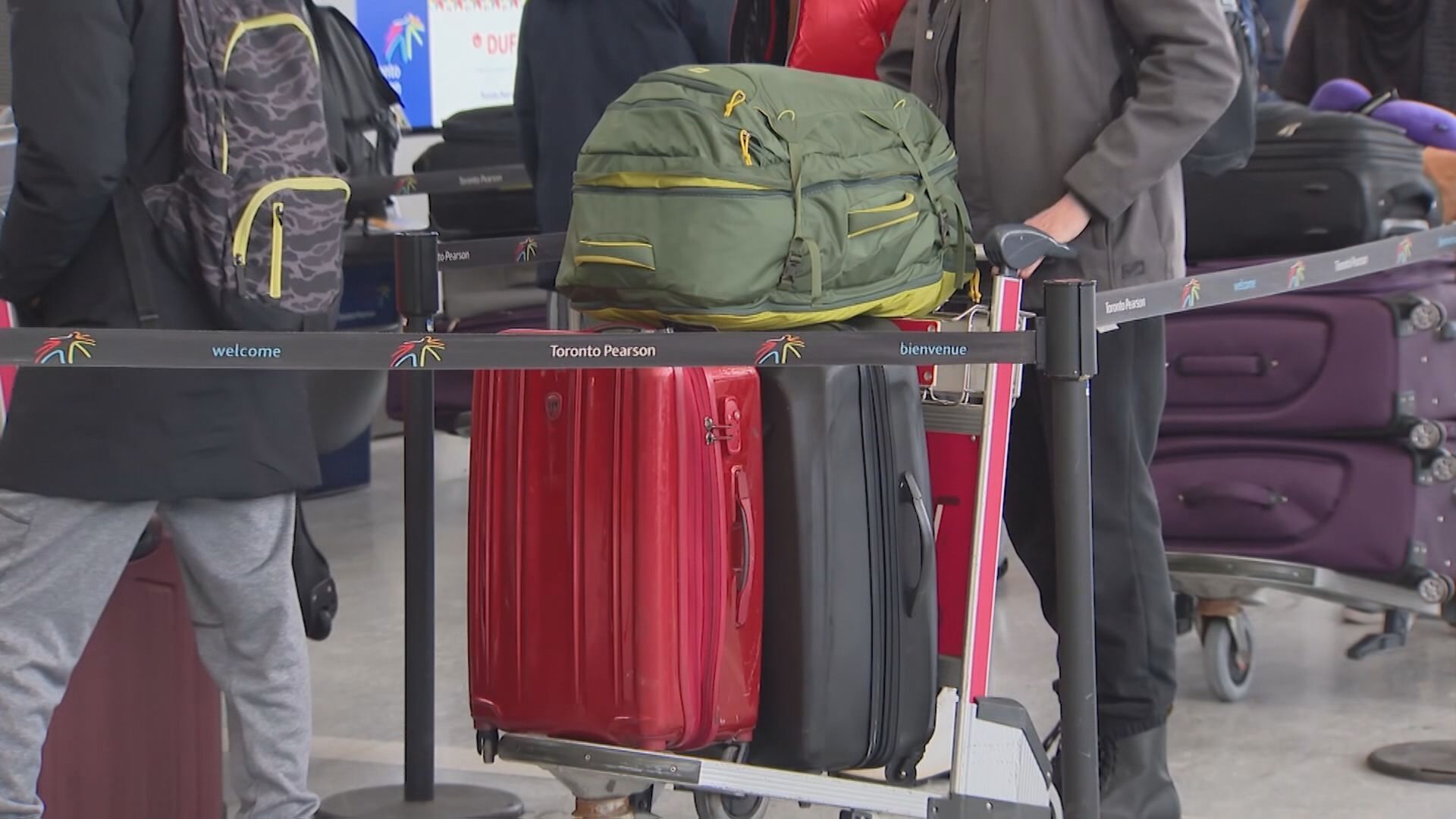 Canada to require travellers from Ebola-affected region to isolate for 21 days